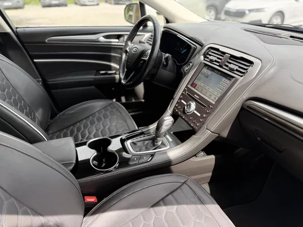 Ford Mondeo 2.0hev,VIGNALE,MASÁŽ - foto 35