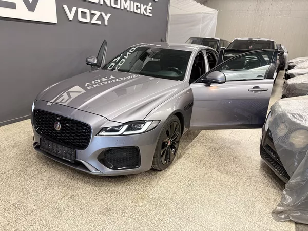 Jaguar XF 2.0d R-Dynamic, AWD,ZÁRUKA,200 - foto 14