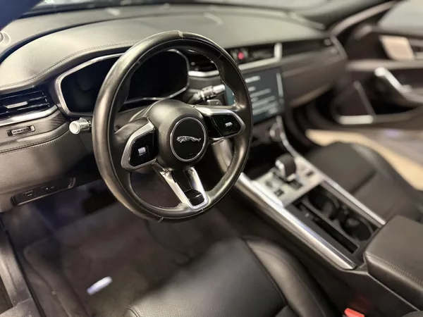 Jaguar XF 2.0d R-Dynamic, AWD,ZÁRUKA,200 - foto 22