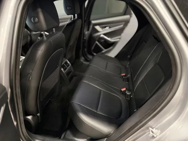 Jaguar XF 2.0d R-Dynamic, AWD,ZÁRUKA,200 - foto 37