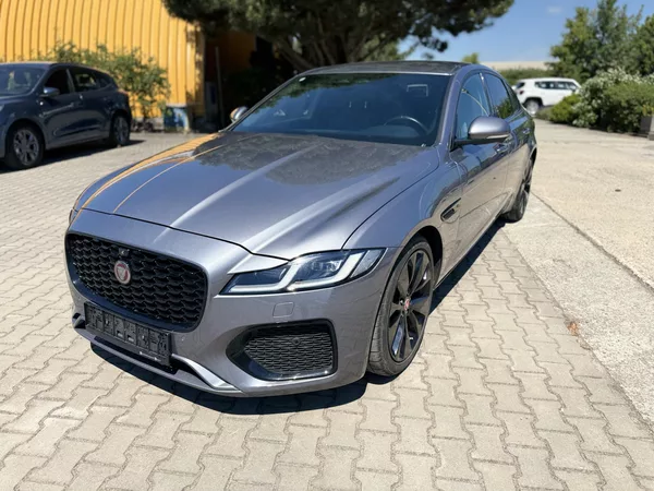 Jaguar XF 2.0d R-Dynamic, AWD,ZÁRUKA,200 - foto 41