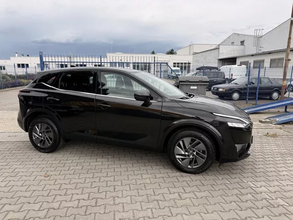 Nissan Qashqai 1.3 MHEV,140PS,ZÁRUKA - foto 12