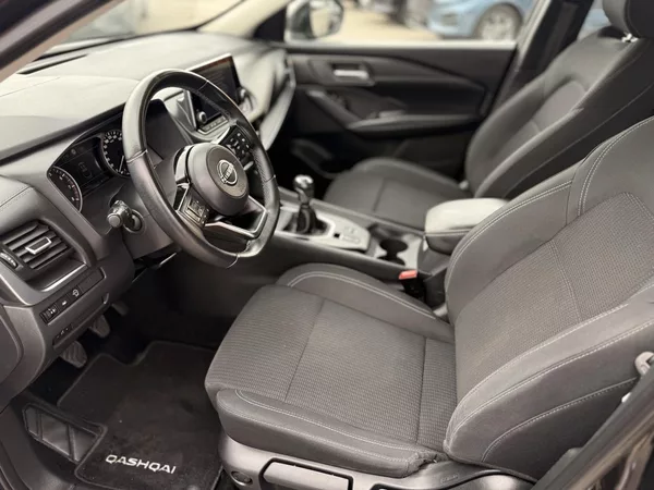Nissan Qashqai 1.3 MHEV,140PS,ZÁRUKA - foto 25