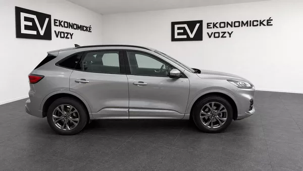 Ford Kuga 2.5 phev, ST-LINE,50KM DOJEZD