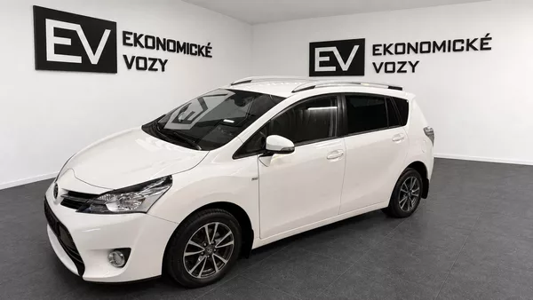Toyota Verso 2.0DID,ČR,7 MÍST,2 MAJITEL