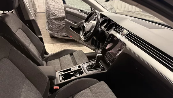 Volkswagen Passat 2.0TDI,DSG,ZÁRUKA,LED,DIESEL - foto 22