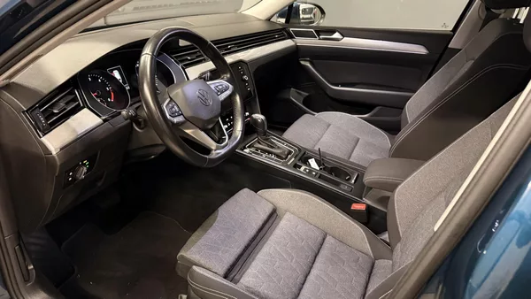 Volkswagen Passat 2.0TDI,DSG,ZÁRUKA,LED,DIESEL - foto 25