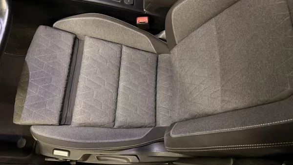 Volkswagen Passat 2.0TDI,DSG,ZÁRUKA,LED,DIESEL - foto 29