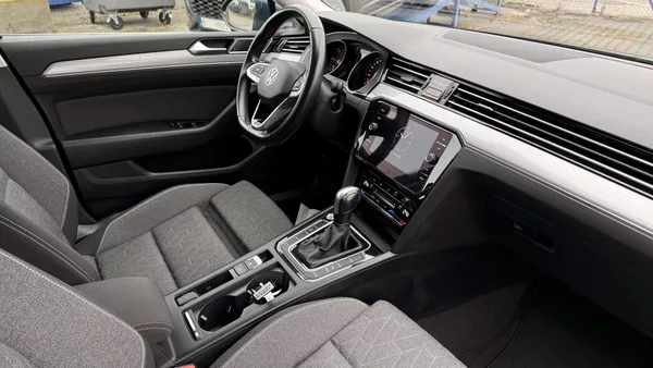 Volkswagen Passat 2.0TDI,DSG,ZÁRUKA,LED,DIESEL - foto 38