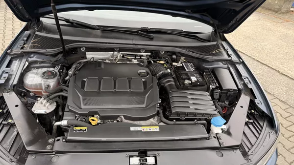 Volkswagen Passat 2.0TDI,DSG,ZÁRUKA,LED,DIESEL - foto 59