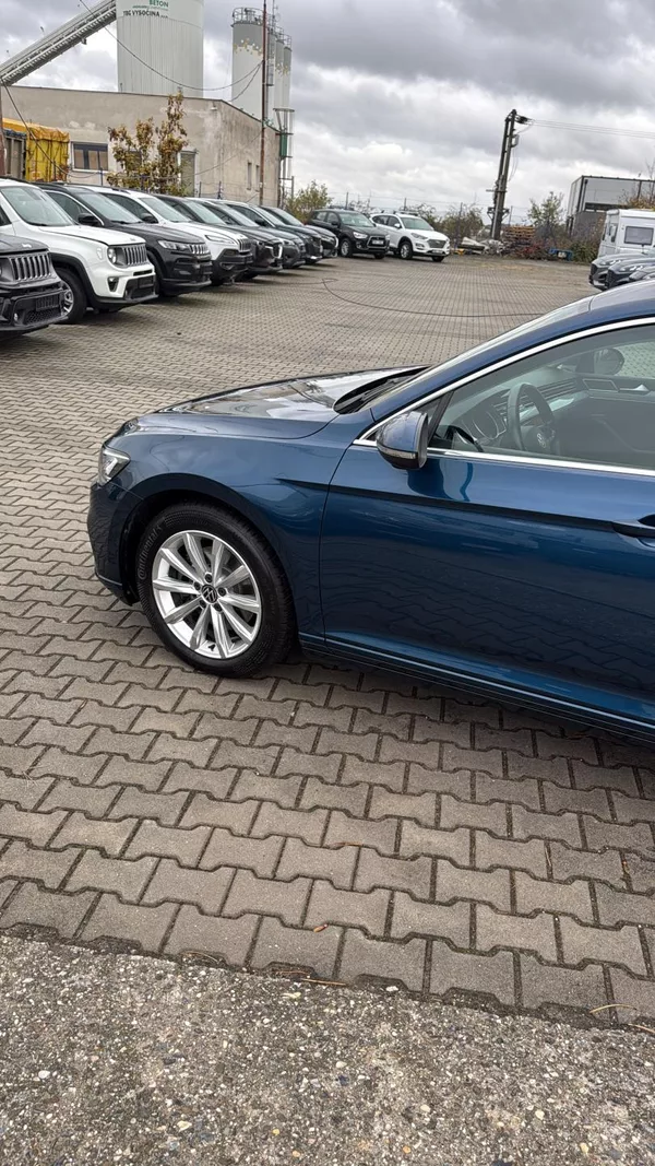 Volkswagen Passat 2.0TDI,DSG,ZÁRUKA,LED,DIESEL - foto 60
