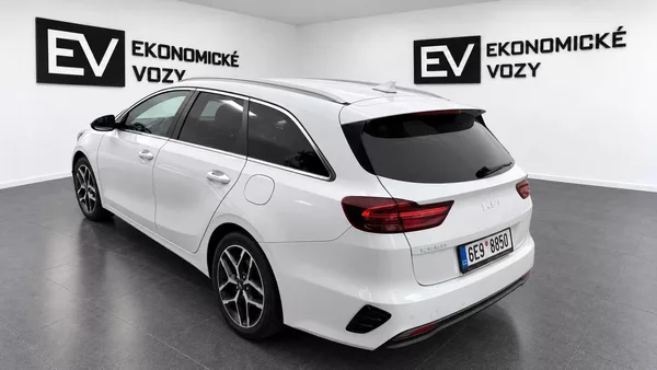Kia Ceed 1.5 T-GDI,ČR,SERVIS,1 MAJITEL - foto 9
