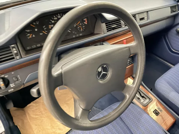 Mercedes-Benz Třídy E 2.3 , AT ,SERVIS DOLOŽEN! - foto 22