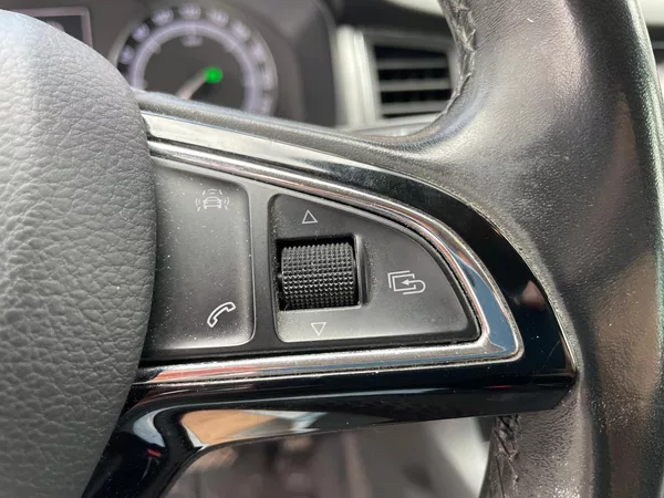Škoda Kodiaq 2,0TDi 110kW DSG - foto 21
