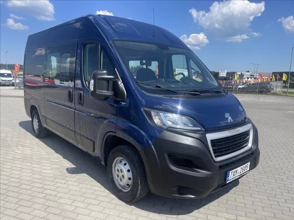 Peugeot Boxer 2,2 HDi 103kw Klima 6míst Tažn - foto 29