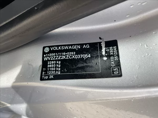 Volkswagen Caddy 1,6 TDi 75kw MAXI TAŽNÉ DPH - foto 23