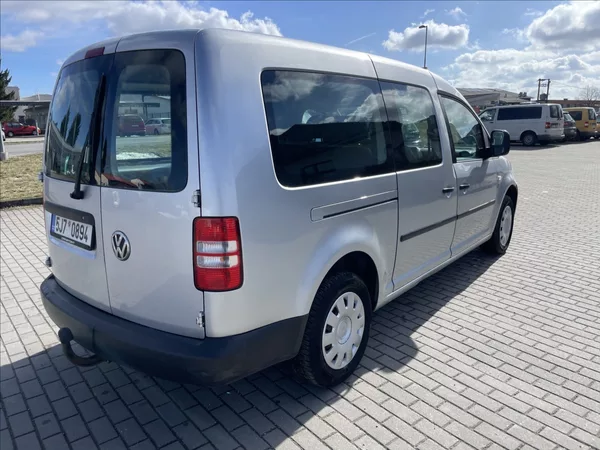 Volkswagen Caddy 1,6 TDi 75kw MAXI TAŽNÉ DPH - foto 29