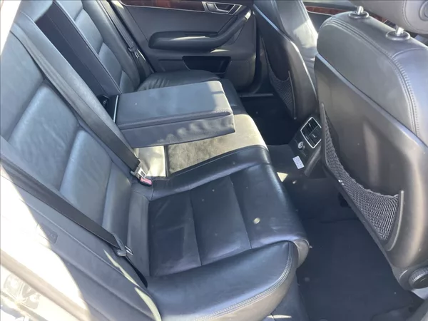 Audi A6 2,0 TDi 103kw Avant Xenon Kůže - foto 11