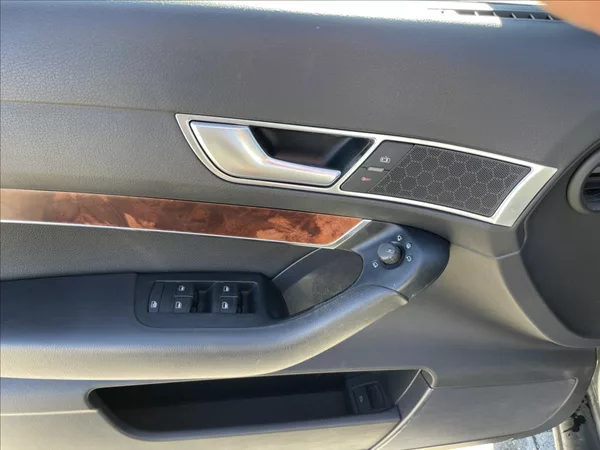 Audi A6 2,0 TDi 103kw Avant Xenon Kůže - foto 21