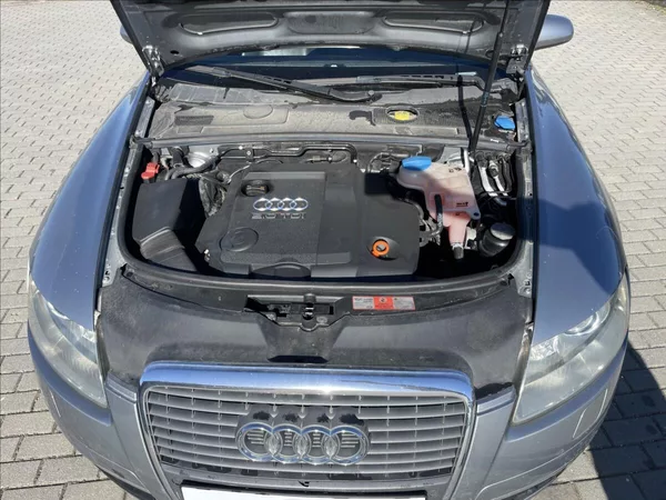 Audi A6 2,0 TDi 103kw Avant Xenon Kůže - foto 24