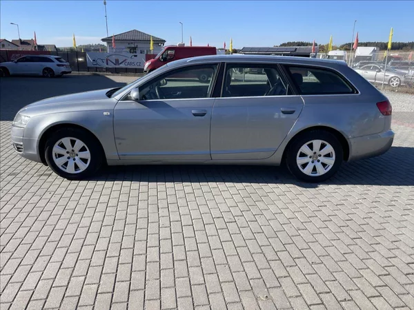 Audi A6 2,0 TDi 103kw Avant bez koroze - foto 31