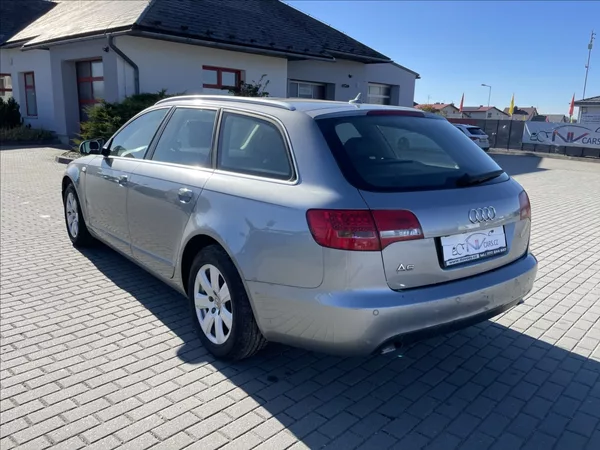 Audi A6 2,0 TDi 103kw Avant bez koroze - foto 32