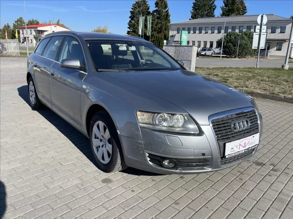 Audi A6 2,0 TDi 103kw Avant Xenon Kůže - foto 35
