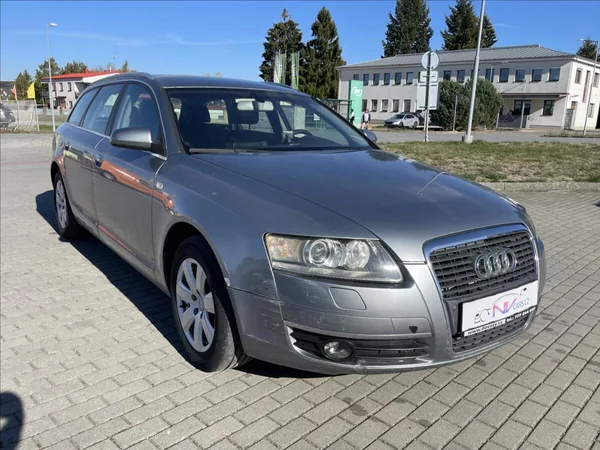Audi A6 2,0 TDi 103kw Avant Xenon Kůže - foto 6