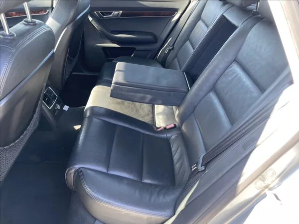 Audi A6 2,0 TDi 103kw Avant Xenon Kůže - foto 8