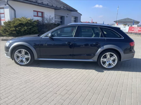 Audi A4 Allroad 2,0 TDi 140kw Quattro Stronic - foto 2