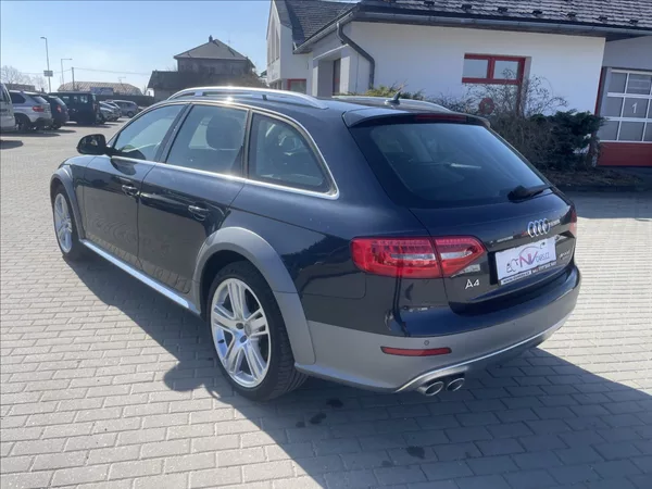 Audi A4 Allroad 2,0 TDi 140kw Quattro Stronic - foto 3