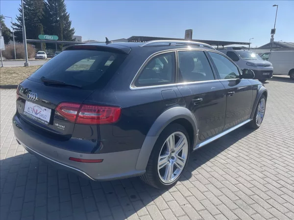 Audi A4 Allroad 2,0 TDi 140kw Quattro Stronic - foto 33