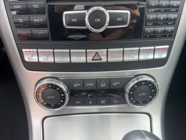 Mercedes-Benz SLK 3,5 225kw AMG Odpočet DPH - foto 11