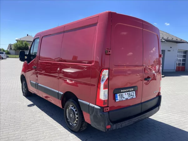 Renault Master 2,3 dCi 110k COOL DPH 11xCZaut - foto 36