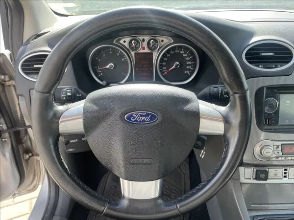 Ford Focus 1,8 i 16V 92kw LPG Titanium - foto 13