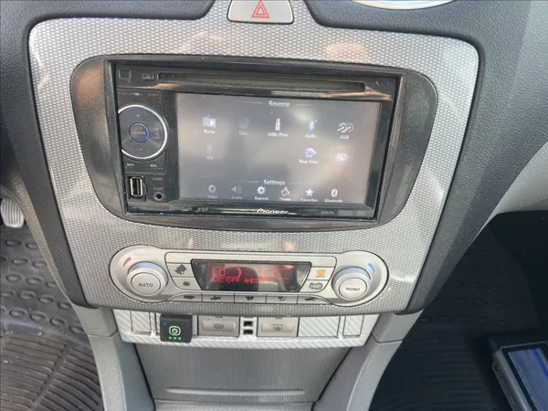 Ford Focus 1,8 i 16V 92kw LPG Titanium - foto 15