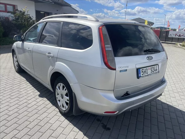 Ford Focus 1,8 i 16V 92kw LPG Titanium - foto 26