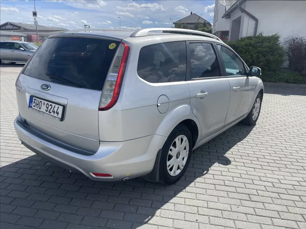 Ford Focus 1,8 i 16V 92kw LPG Titanium - foto 27