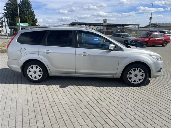 Ford Focus 1,8 i 16V 92kw LPG Titanium - foto 28