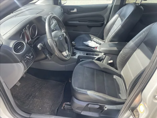Ford Focus 1,8 i 16V 92kw LPG Titanium - foto 7