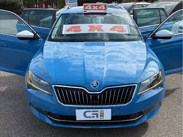 Škoda Superb 2,0 TDi 4x4 DSG 140kw bez koro