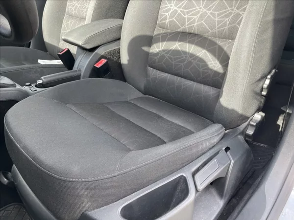 Škoda Octavia 1,2 TSi 77kw Ambiente výborný - foto 18