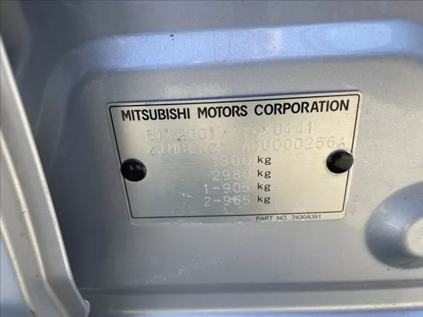 Mitsubishi Lancer 1,6 i 86kw Invite Klima Tažné - foto 25