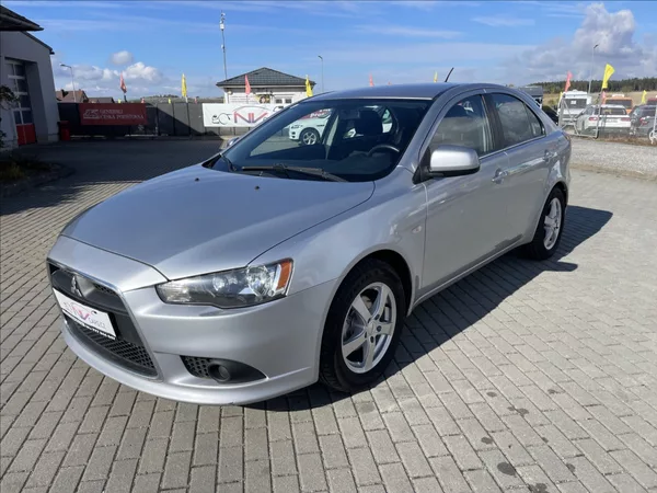Mitsubishi Lancer 1,6 i 86kw Invite Klima Tažné - foto 28