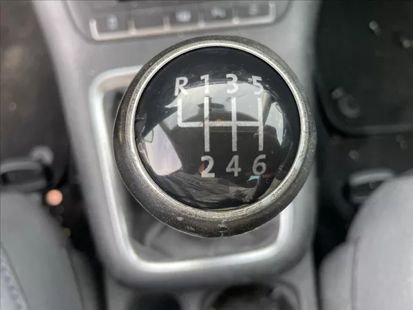 Volkswagen Tiguan 2,0 TDi 4-Motion 125kw VADA MO - foto 16