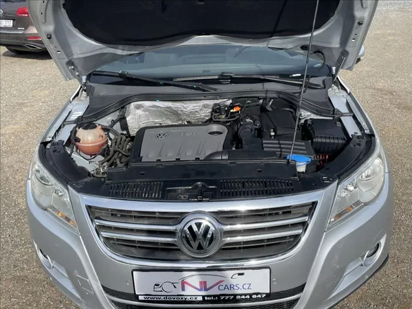 Volkswagen Tiguan 2,0 TDi 4-Motion 125kw VADA MO - foto 19