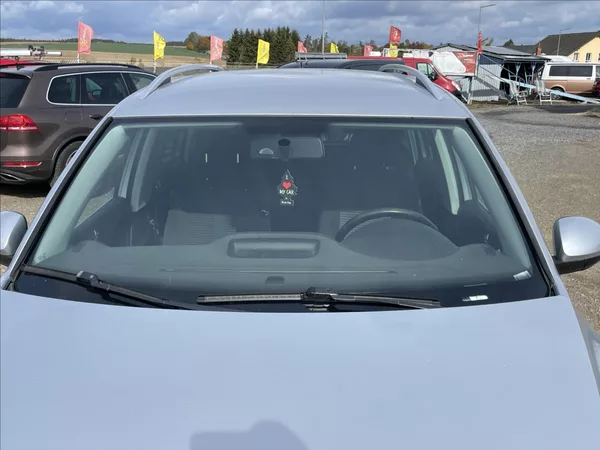 Volkswagen Tiguan 2,0 TDi 4-Motion 125kw VADA MO - foto 23