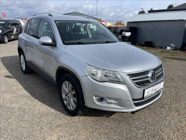 Volkswagen Tiguan 2,0 TDi 4-Motion 125kw VADA MO - foto 6