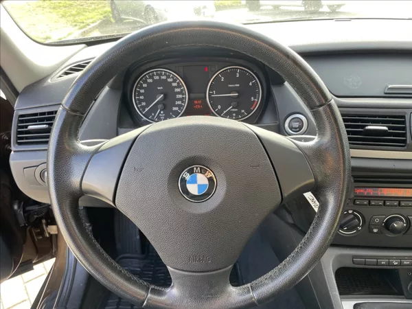 BMW X1 2,0 d X-Drive 130kw Xenon Klim - foto 14