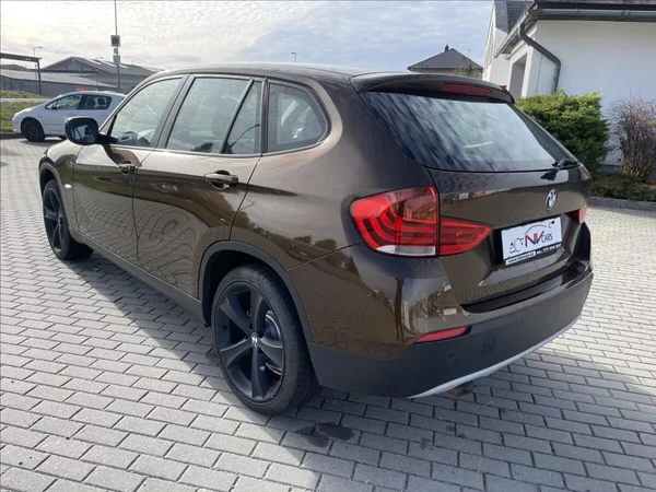 BMW X1 2,0 d X-Drive 130kw Xenon Klim - foto 29